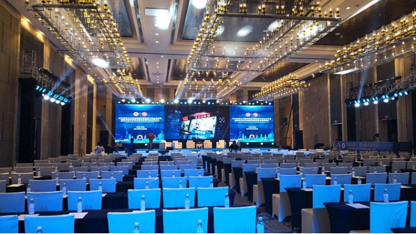天府新區(qū)會(huì)議設(shè)備租賃配置方案